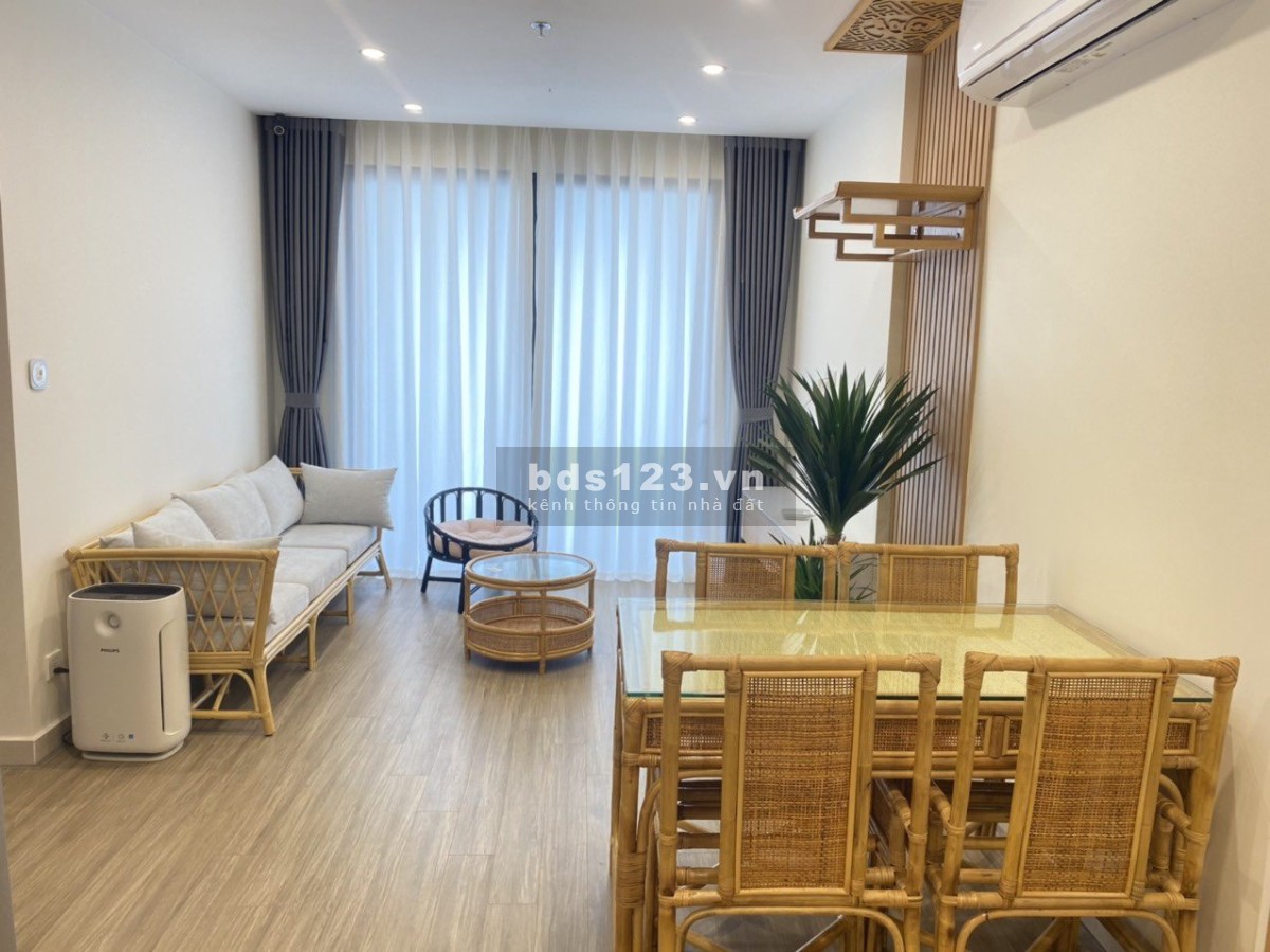 (mới) Bán gấp căn 2PN1WC, đủ đồ đẹp ở ngay, DT: 60m2 giá 2,4 tỷ khu GS tại Vinhomes Smart City