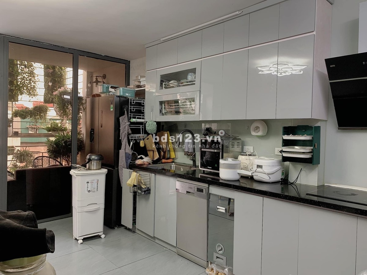 SÔỐC...Đất DV Văn Khuê Hà Đông, phân lô vỉa hè 5 tầng oto tránh KD cực đỉnh dt 50m2, giá 6 tỷ 9