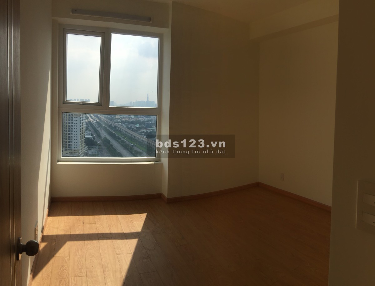 Căn góc 3pn/90m2 có 3 máy lạnh, rèm, giàn phơi giá 10tr/t_0909482961