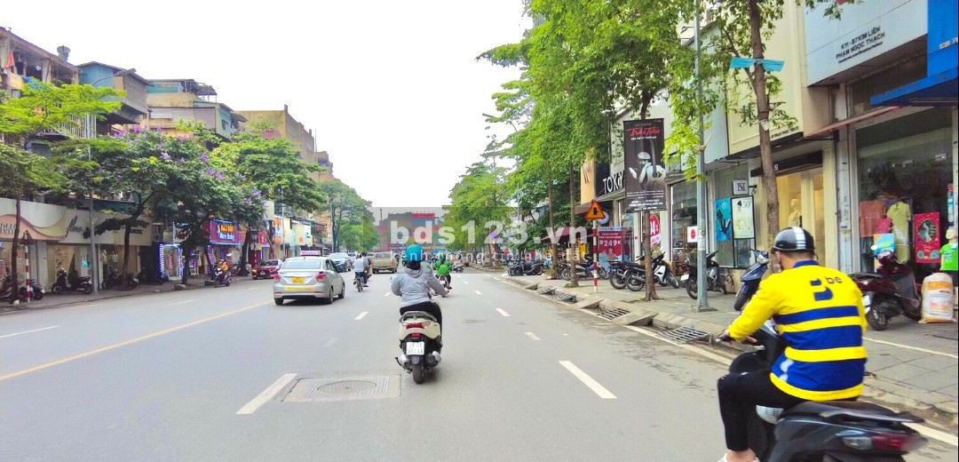 Bán nhà mặt ngõ Phạm Ngọc Thạch, Đống Đa 60M2, 6 tầng, mặt tiền 6m, đường 2 ô tô tránh