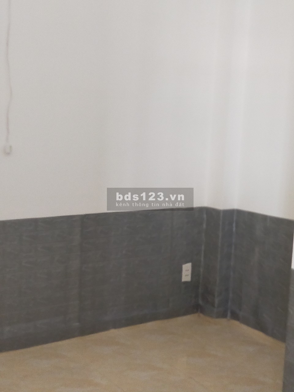 Phòng dạng căn hộ mini, rất thoáng mát gồm 2 phòng ngủ, 1PK, bếp, Dương Quảng Hàm, 50m2
