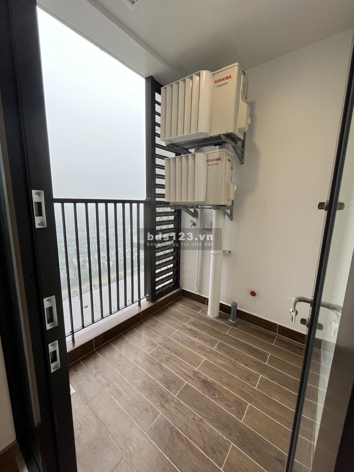 Căn hộ 1 phòng ngủ view đẹp nhất Sky Oasis Ecopark ban công Đông Nam giá 1tỷ350, Sở hữu lâu dài