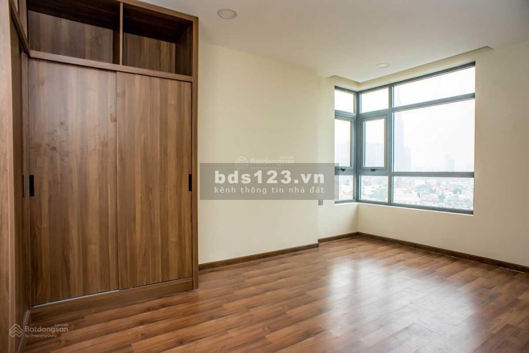 Cho thuê căn hộ 2 phòng ngủ de capella, dt 76m2, view landmark 81 giá 13,5 triệu.