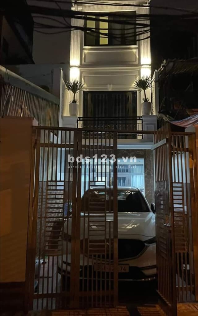 Bán nhà ô tô ngủ trong nhà Kim Ngưu, Hai Bà Trưng 47m, 3 tầng, giá 7.5 tỷ.