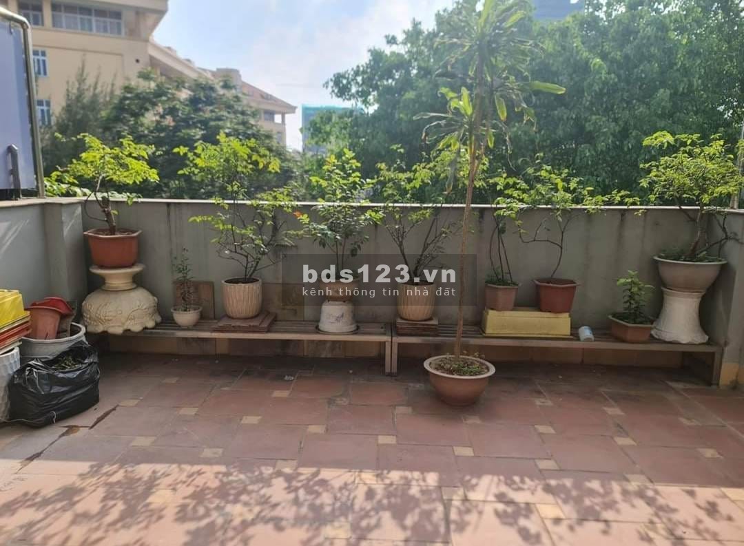 Bán nhà Liền Kề mặt phố Phùng Chí Kiên. Dt 85m, 4T, MT 5,1m, 26 Tỷ. Ô tô tránh, KDoanh đỉnh, Vỉa hè