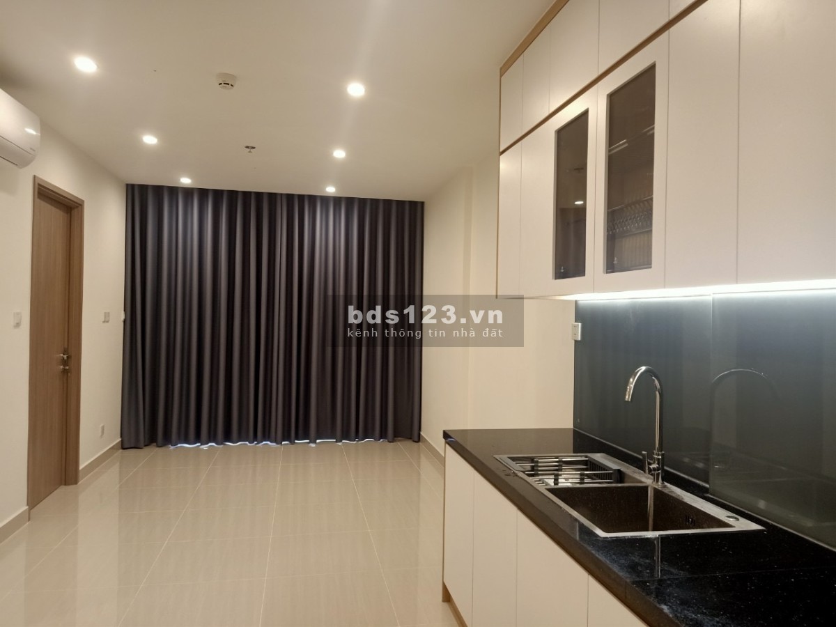 Cho Thuê Căn hộ Khu Đô Thị Vinhomes Grand Park 2PN BẾP RÈM TỦ 6,8TR LH: 0888816718