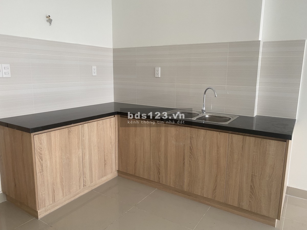 Bán căn hộ 2pn, 2wc 1ty870 bao thuế phí sang nhượng, căn view nội khu đẹp rẻ nhất dự án