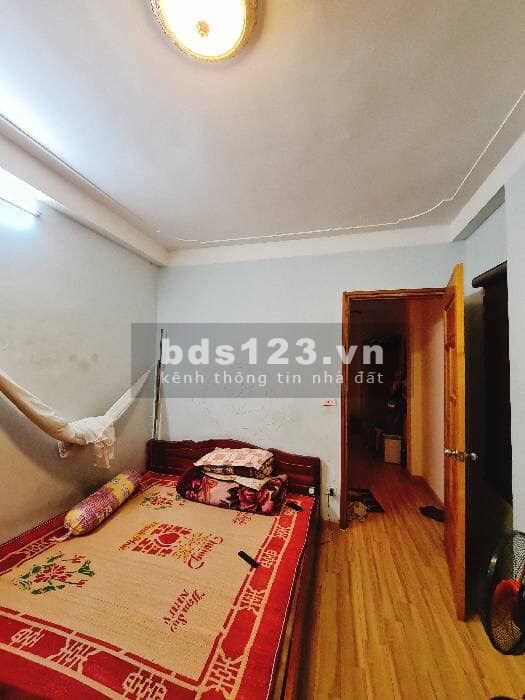 Bán nhà cực hiếm Ngô Quyền 47 m- 3 tầng siêu đẹp nhỉnh 5.x tỷ - ô tô đỗ cửa
