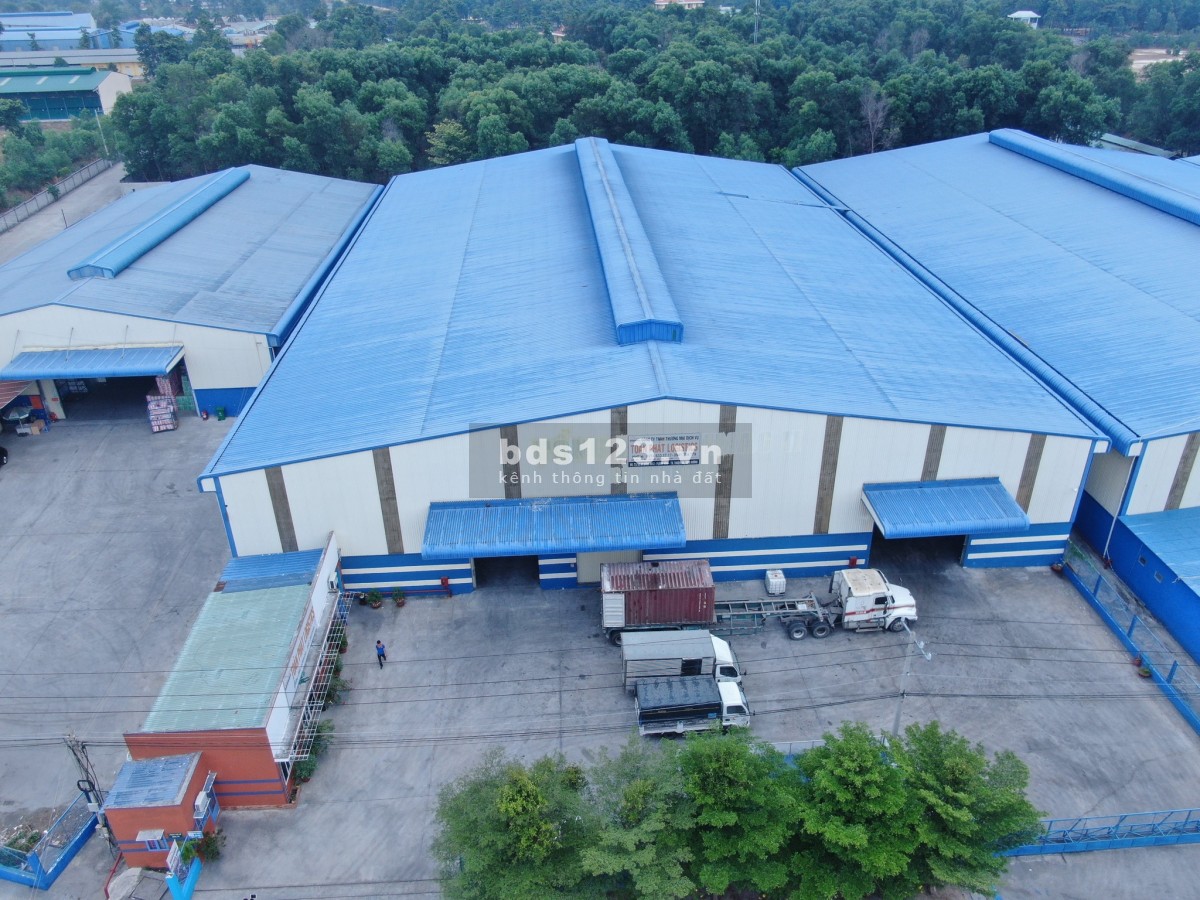 Kho trống cho thuê khu công nghiệp Sóng Thần 1, Dĩ An, Bình Dương.