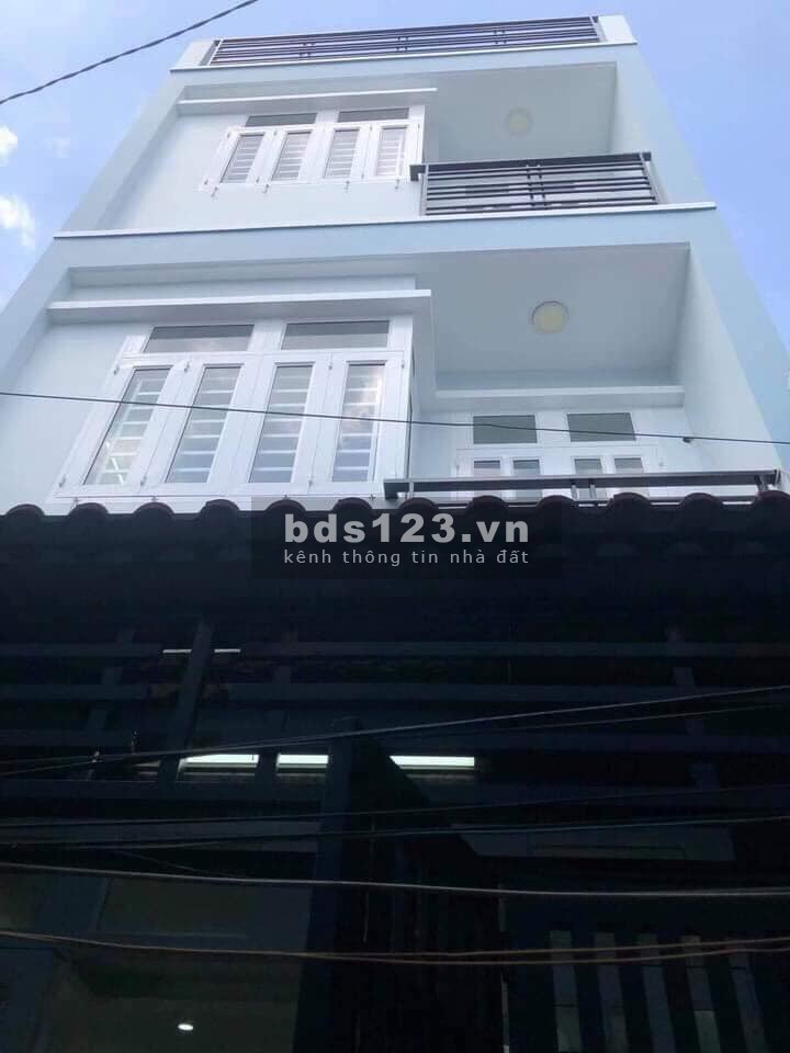 Bán nhà gấp Khánh Hội, phường 3, quận 4, 4 tầng, 32m2 gần trường học SHR 3 tỷ 4 LH 0931769418 Quân