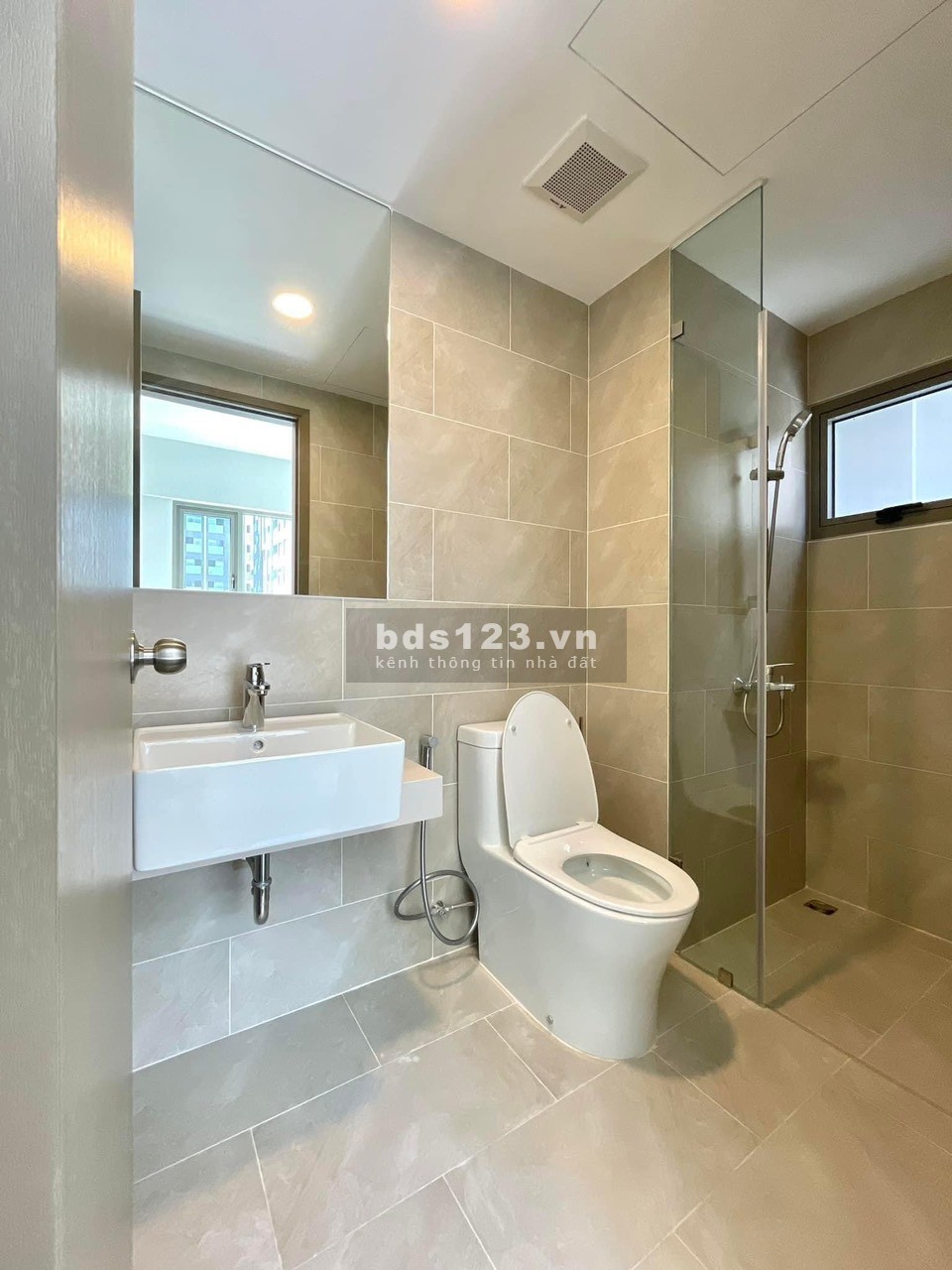 Bán căn hộ 59m2 tầng 6 C/C Westgate Bình Chánh