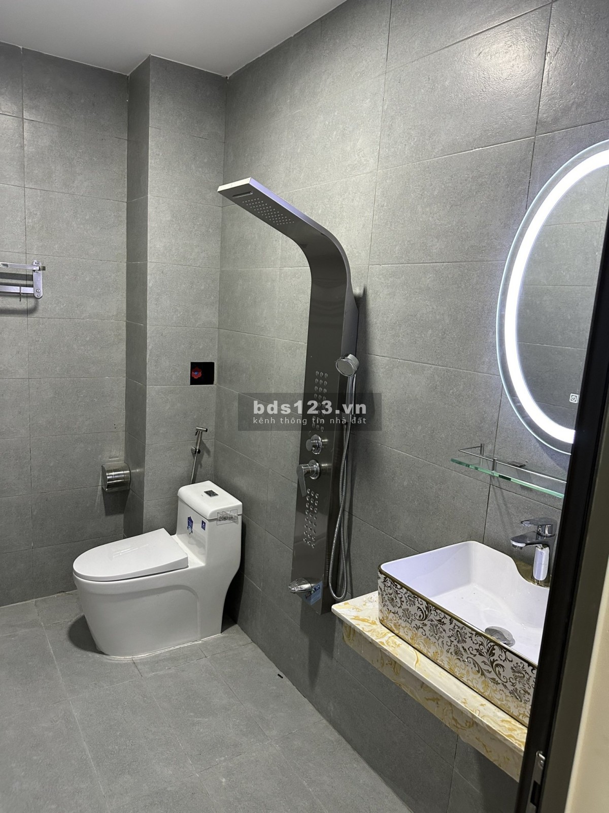 Chủ ngộp giảm sâu gần 1 tỷ, chào 4 tỷ 6 giờ chỉ chốt với giá 3 tỷ 7, giá bán nhanh trong tuần