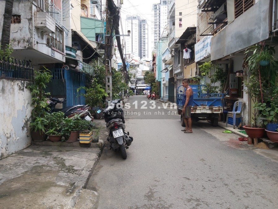 Cho thuê nhà nguyên căn – Hẻm xe tải – đầy đủ tiện nghi – Q10