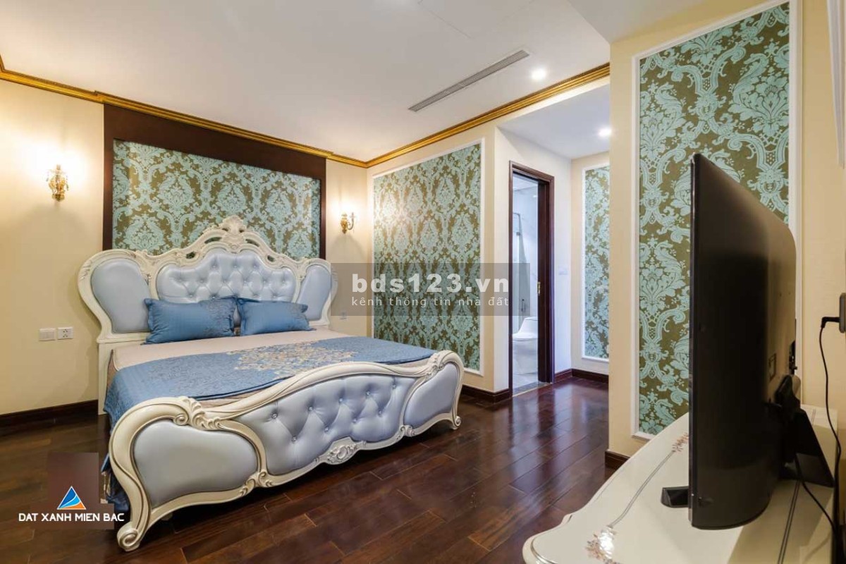 Chính chủ cần tiền đi Mỹ bán ngay căn hộ 2PN chung cư HC Golden City