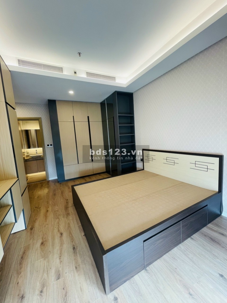 Cho thuê Sarina Sala 2 PN vừa đẹp vừa rẻ giữa thị trường cháy hàng T5/2023