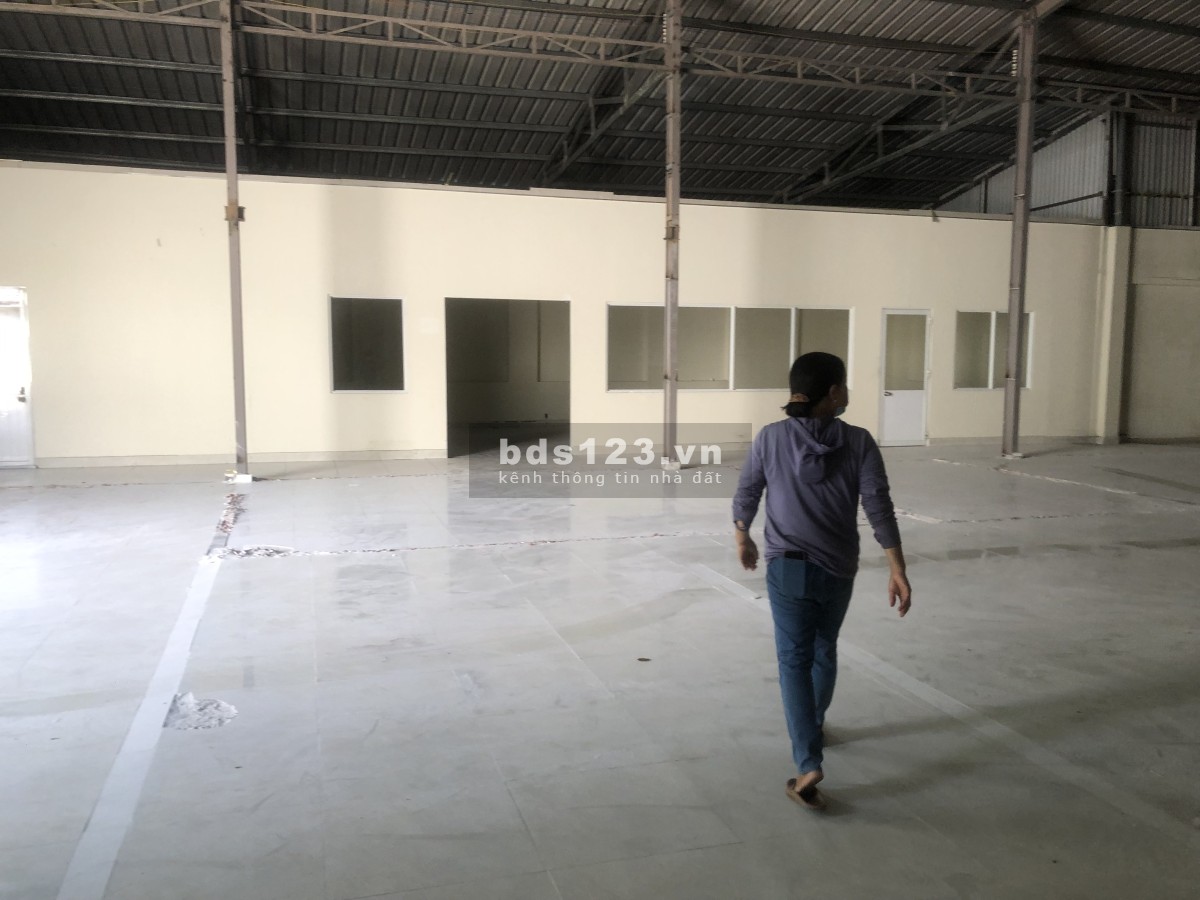 Cần cho thuê nhà xưởng trong quận 12 giá rẻ diện tích từ 500, 1000m2, ..3000m2