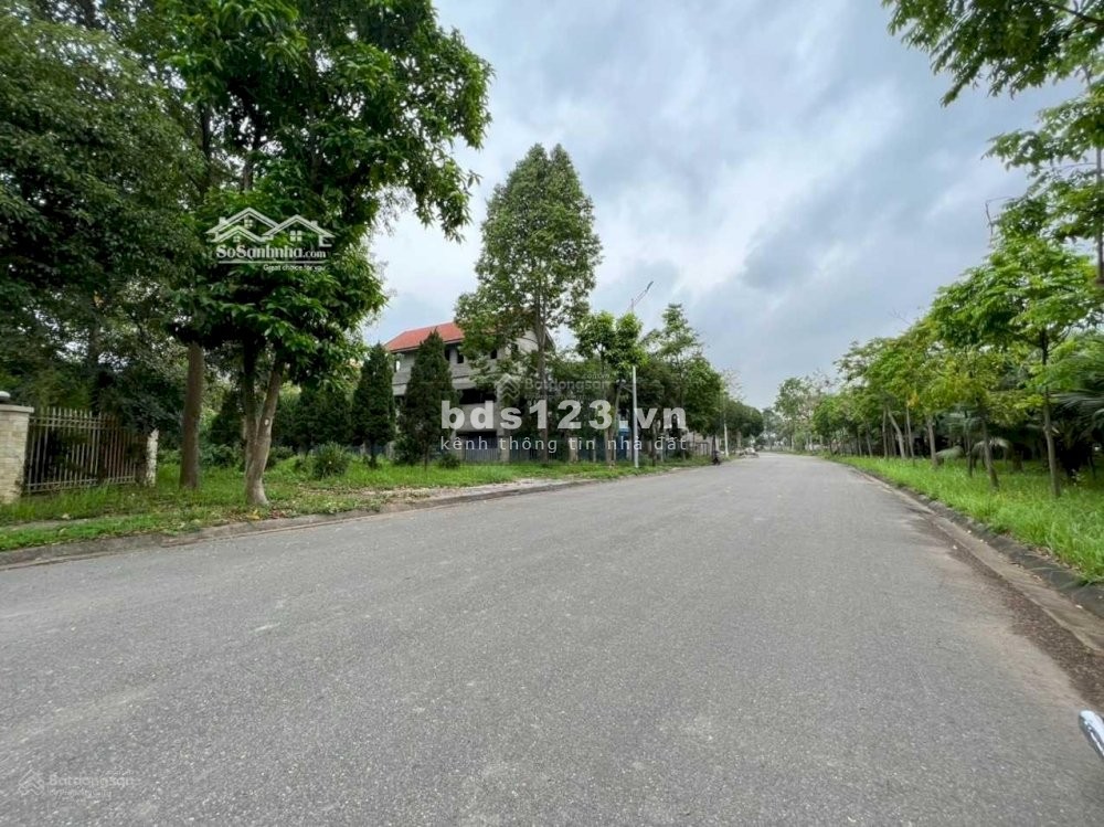 Cần chuyển nhượng gấp biệt thự khu ĐT Quang Minh - View vườn hoa trung tâm