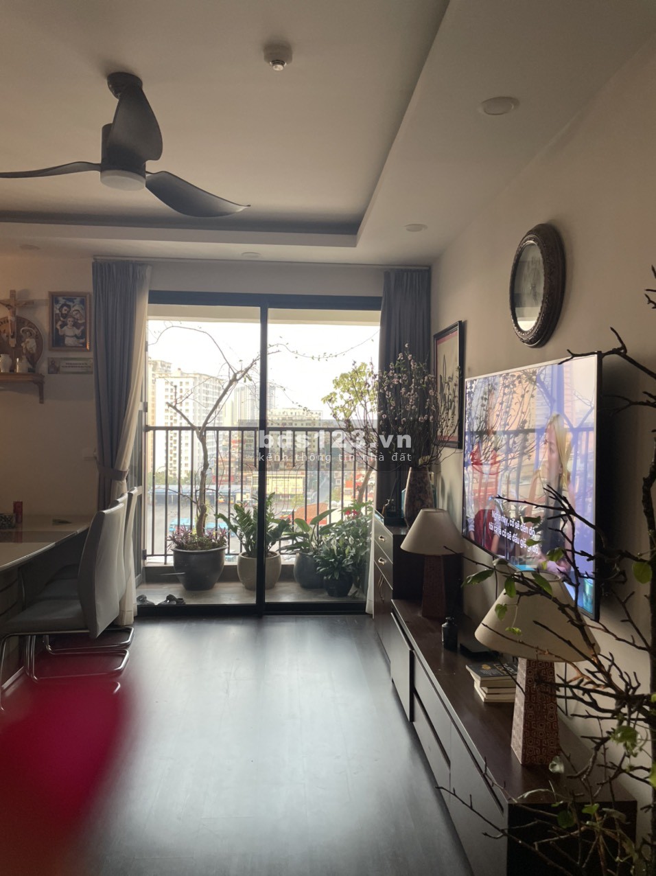 Bán căn 3 ngủ góc 98m2 Imperia Sky Garden, Minh Khai đầy đủ đồ 4.8 tỷ bao phí