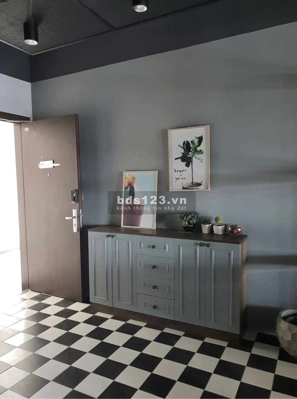 Căn office the sun bán nhanh set up sẵn văn phòng giá siêu tốt