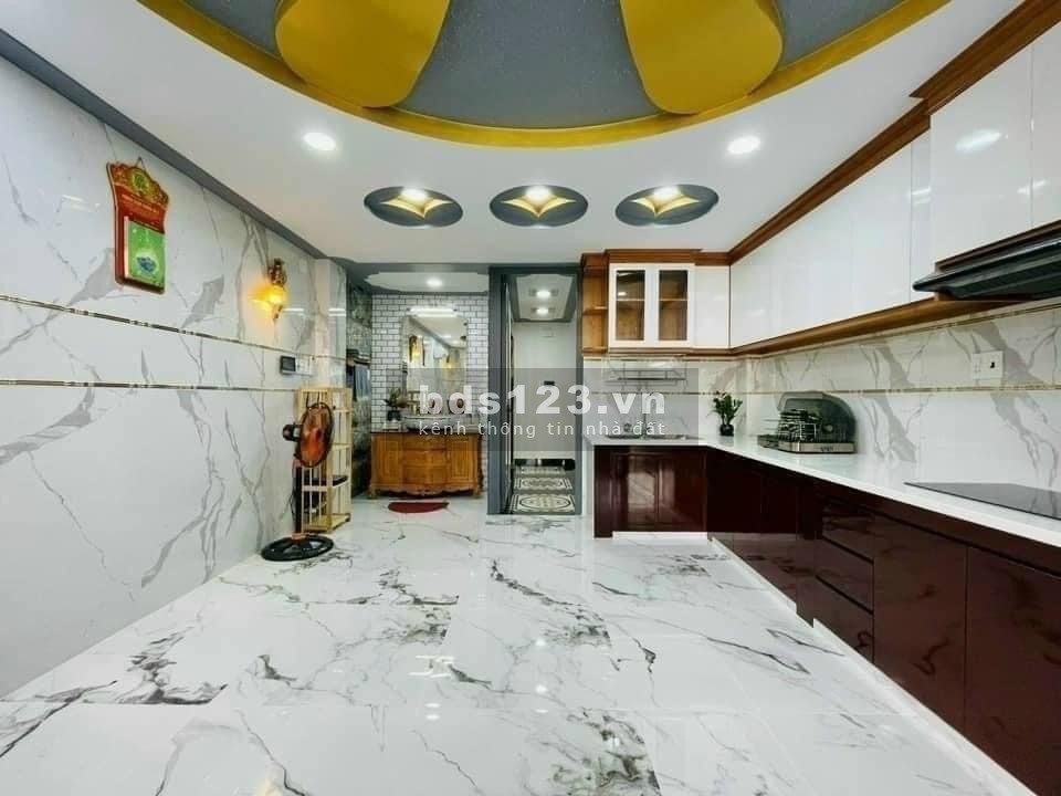 Siêu phẩm Phú nhuận, Lê Văn Sỹ, 10m HXH đua, trước nhà 2.9m, ngang 4.6m, 75m2, 7.5 tỷ