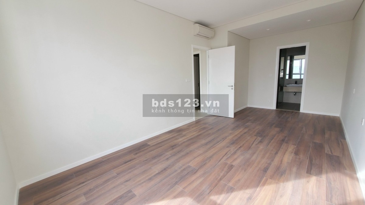 Cho thuê 3 phòng ngủ Đảo Kim Cương nội thất cơ bản chỉ 1600$ bao phí còn thương lượng 0945 822 716.