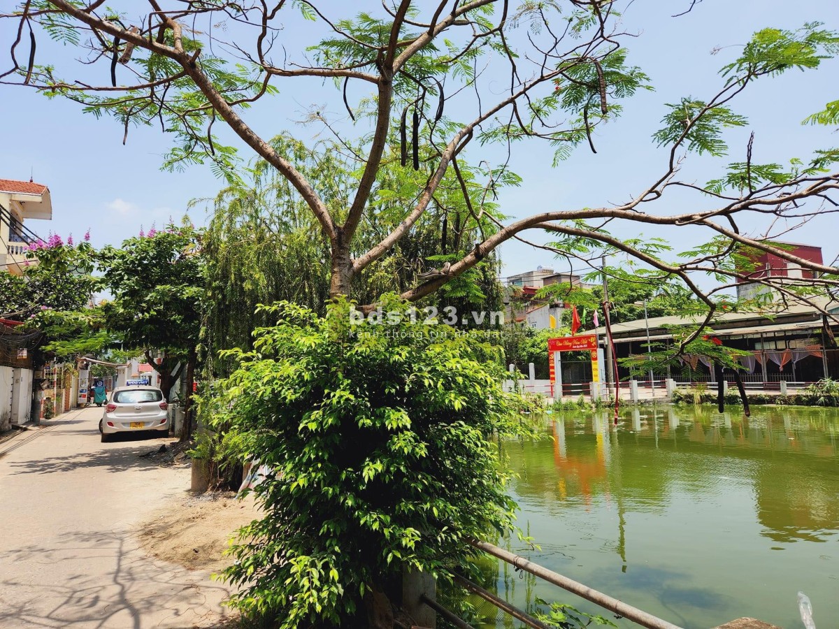 Chính chủ bán nhà ngõ 479 Lĩnh Nam, Hoàng Mai. DT 50mx5T, MT 4.5m. Giá 2.95 tỷ. LH 0943128768