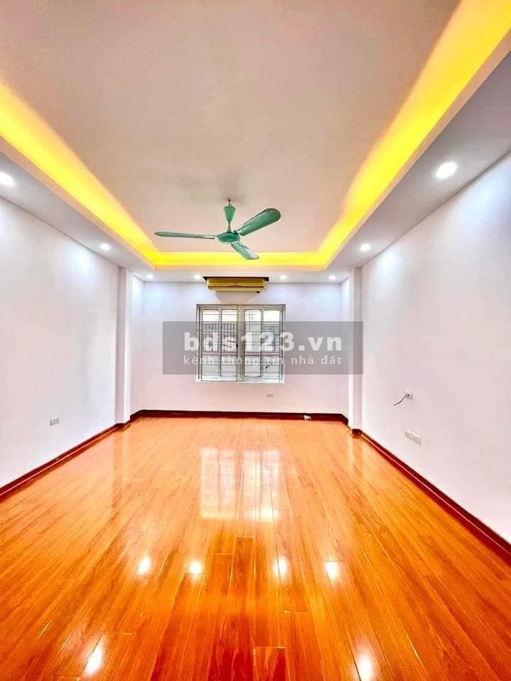 Nhà đẹp Nam Dư, Hoàng Mai 26m, 5 tầng, mặt tiền 4m, giá 2.7 tỷ