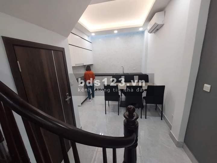 Bán nhà ngõ ô tô Thái Hà, Đống Đa 48m, 5 tầng, mặt tiền 3.6m, giá 11.5 tỷ.