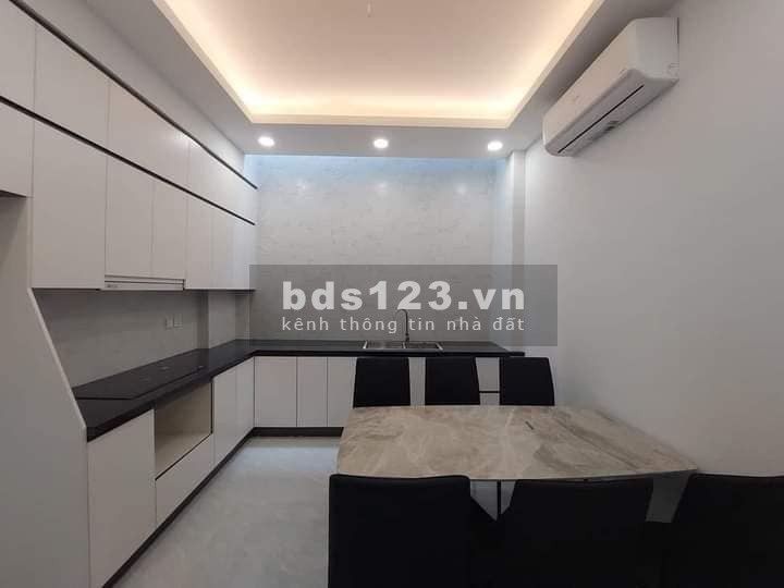 Bán nhà ngõ ô tô Thái Hà, Đống Đa 48m, 5 tầng, mặt tiền 3.6m, giá 11.5 tỷ.