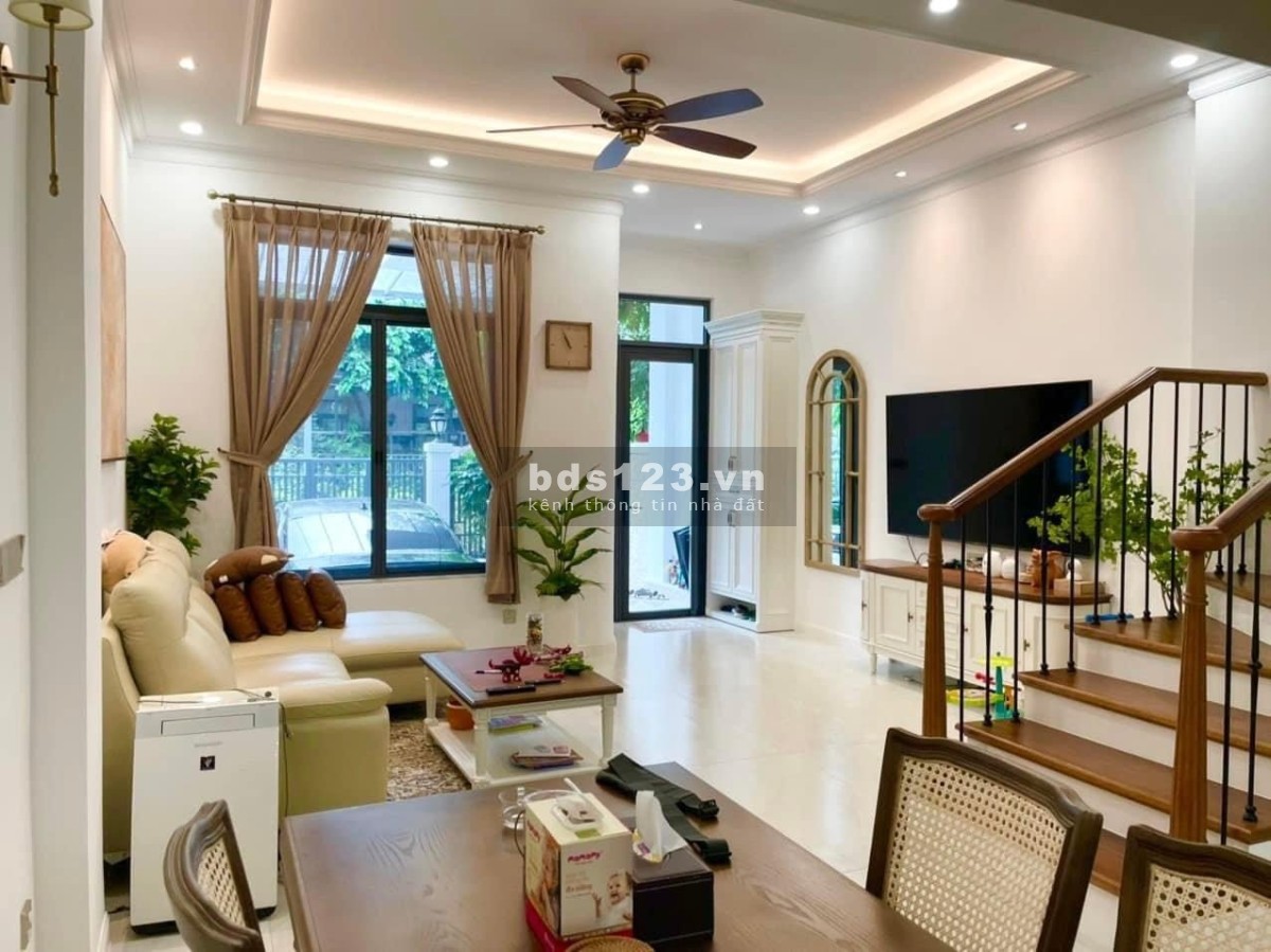 Cho thuê nhà phố Lakeview city giá chỉ 38tr/căn 3 lầu full nội thất sang trọng