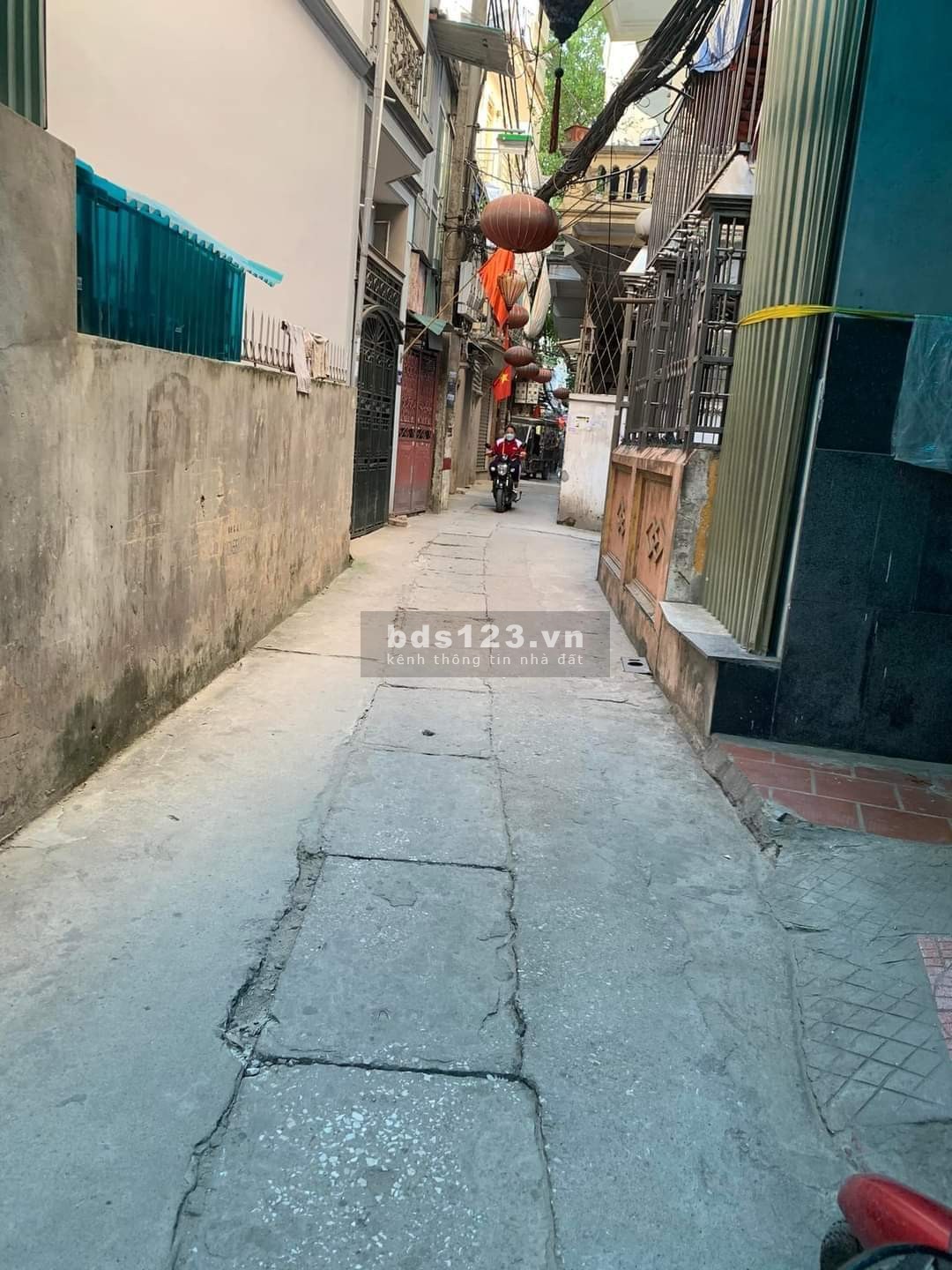Bán nhà ở Dịch Vọng Hậu - Cầu Giấy, 50m2, 5 tầng, giá 4 tỷ