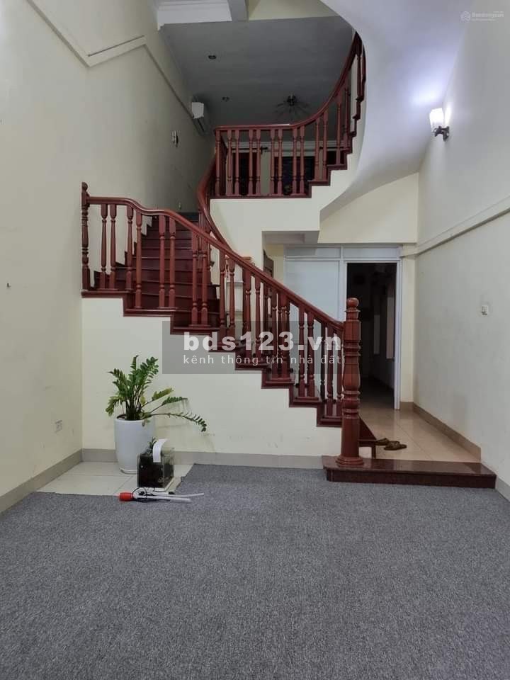 Cho thuê nhà nguyên căn, Cổ Nhuế, Bắc Từ Liêm, 45m2 x 4T, Mt 4m, Full đồ, Giá: 8Tr/Th (Có TL)