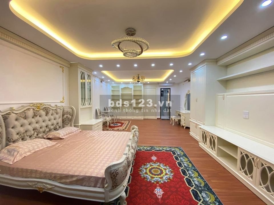 Bạn nhà có 1 0 2 Kim Giang, Thanh Trì 5 tầng ô tô đổ cửa kinh doanh cực tốt giá 3 tỷ 1