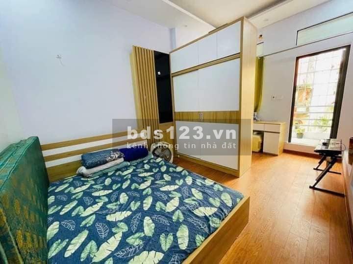 Bán nhà đẹp ở ngay đường Hoàng Mai 27m, 4 tầng, mặt tiền 3.3m, giá 3.5 tỷ