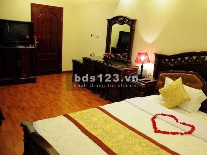 Bán khách sạn kinh doanh Thái Hà, Đống Đa 127m, 10 tầng, mt 8.4m, giá 33.5 tỷ