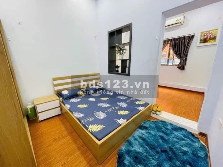 Bán nhà đẹp ở ngay đường Hoàng Mai 27m, 4 tầng, mặt tiền 3.3m, giá 3.5 tỷ