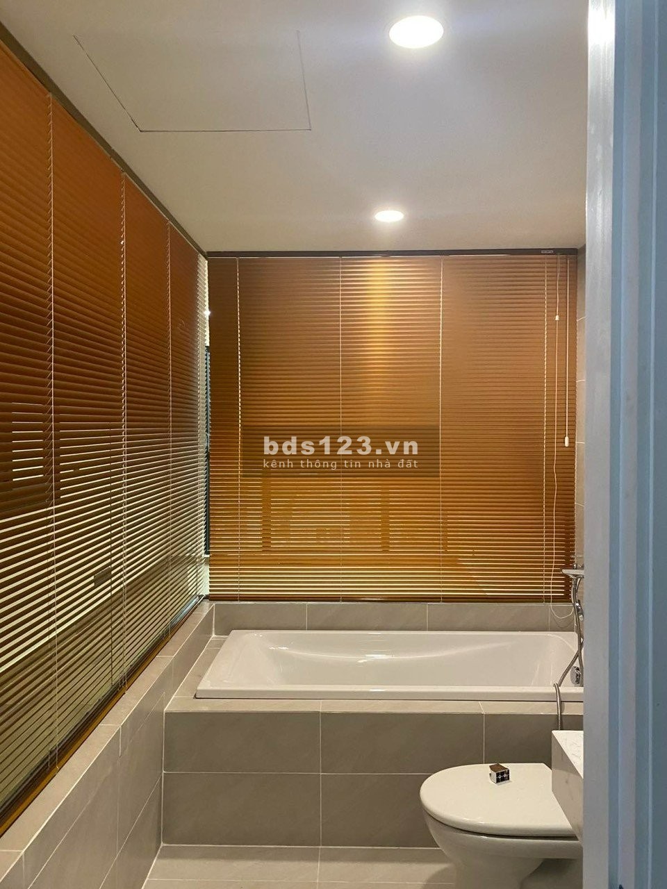 Cho thuê căn Duplex 2PN dự án Feliz en Vista Quận 2 102.58m2, giá 25 triệu bao phí, ở liền