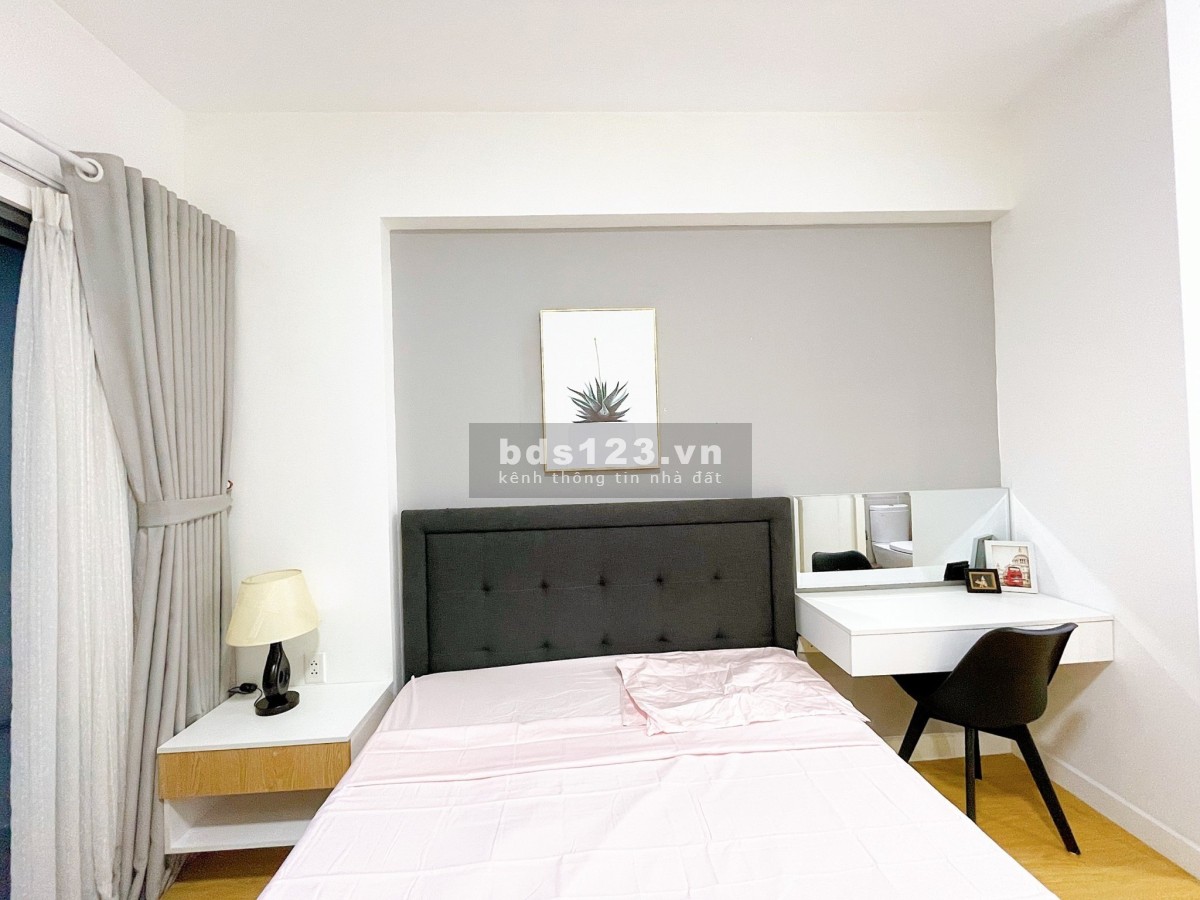 Cho thuê căn góc 2pn full nội thất siêu đẹp view sông mát mẻ_0909482961