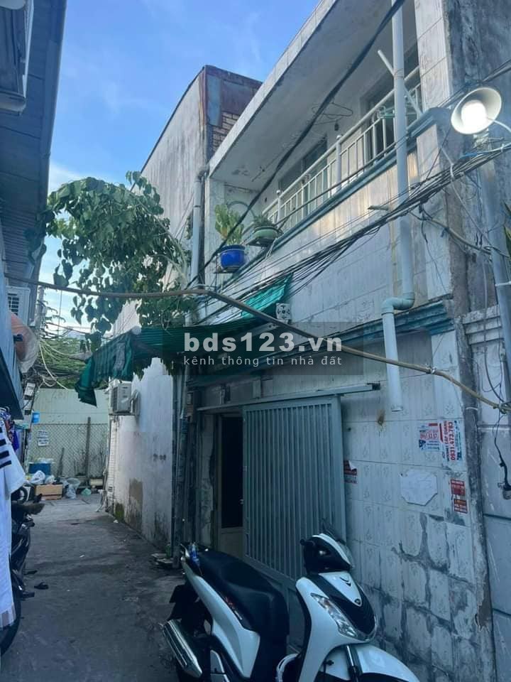 Nhà nhỏ hẻm 588 huỳnh tấn phát quận 7 1 lầu đúc dt 22m2