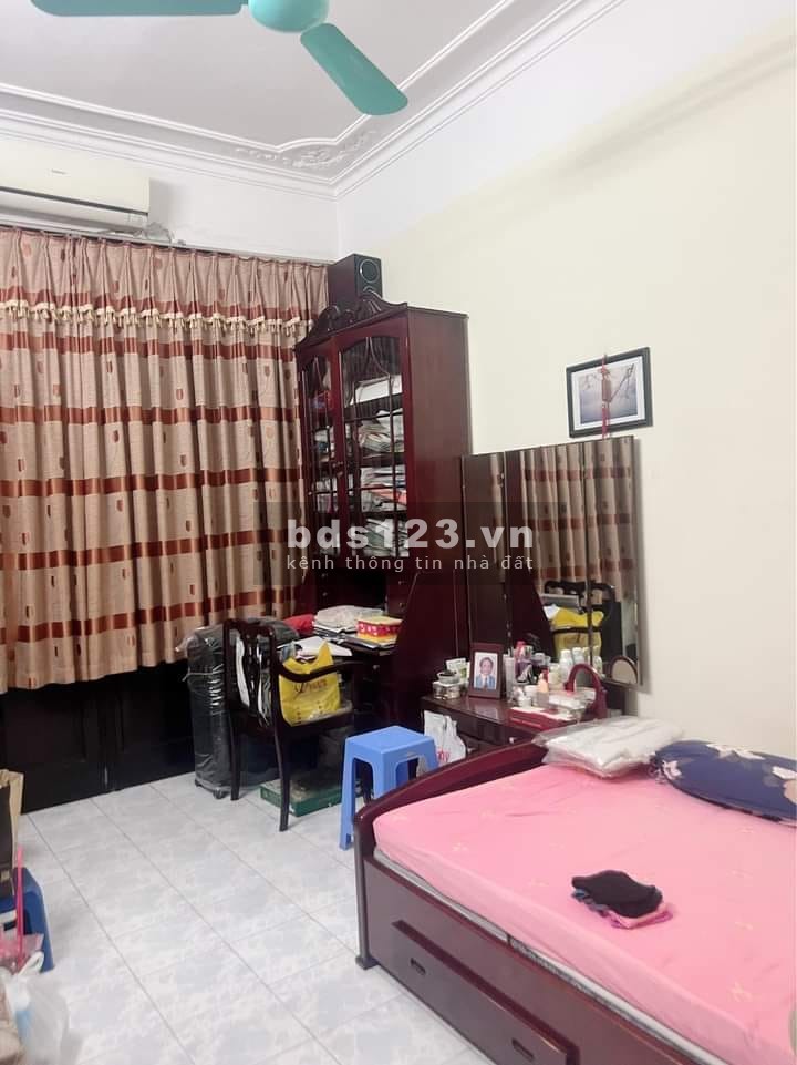 Bán nhà ngõ ô tô Thái Hà, Đống Đa 43m2, 5 tầng, mt 3.4m, giá 8 tỷ.