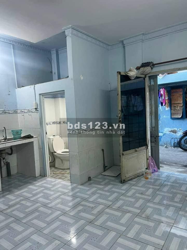 Nhà nhỏ hẻm 588 huỳnh tấn phát quận 7 1 lầu đúc dt 22m2