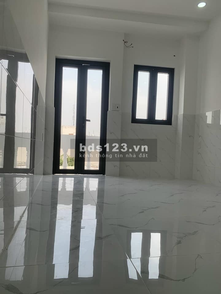 Nhà 2 lầu hẻm 1113 huỳnh tấn phát dtsd 62m2 2 phòng ngủ