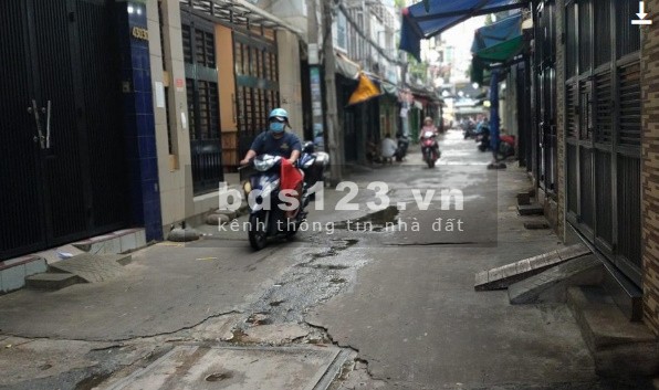 Bán nhà 46m2 đường CMT8, quận 10, 2 tầng, giá chỉ 5,3 tỷ