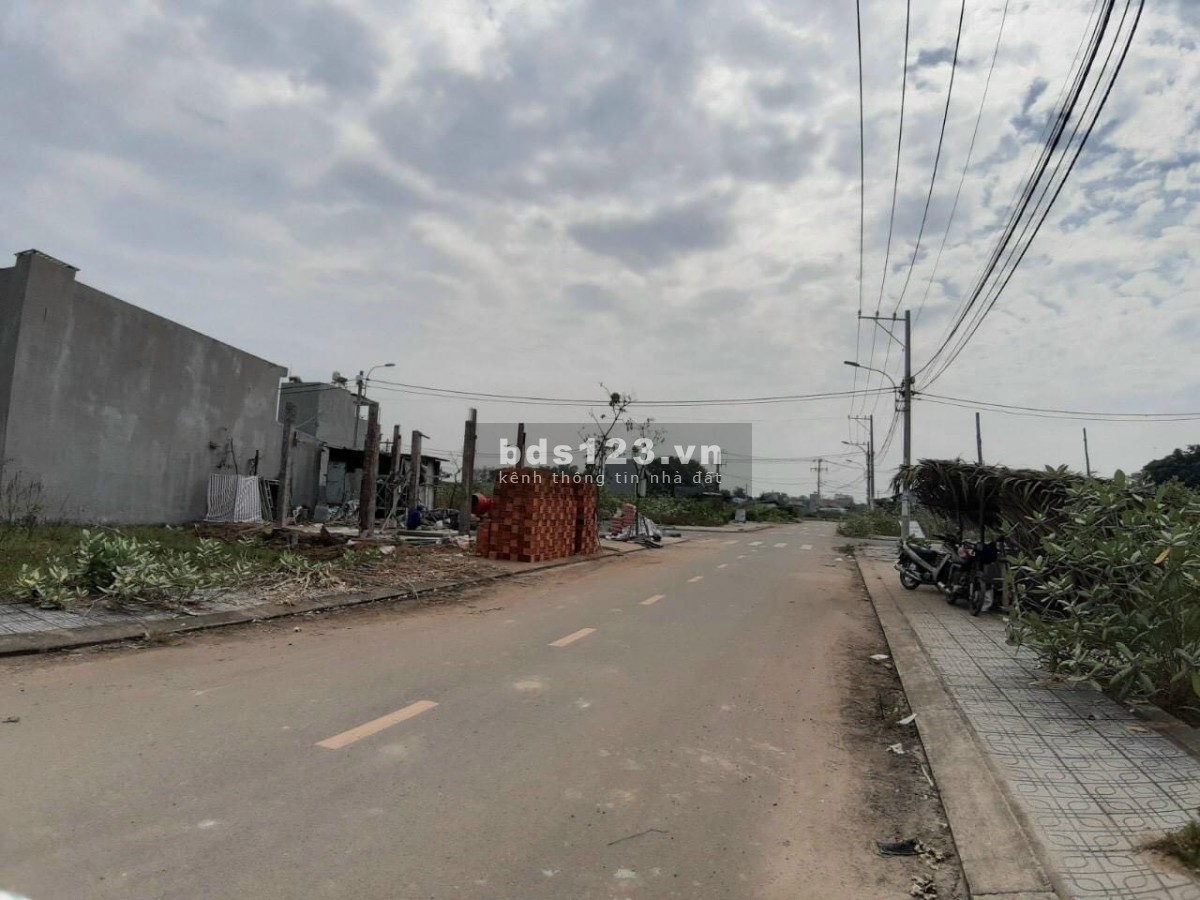 Cần bán lô đất ở q9 nhanh trong tháng này