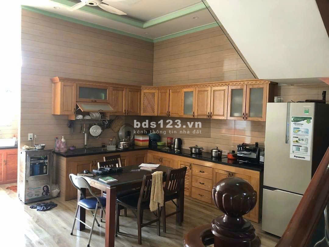 Chính chủ cần bán nhà lầu trệt sổ hồng hoàn công hẻm đường Đông Minh phường Đông Hòa TP Dĩ An
