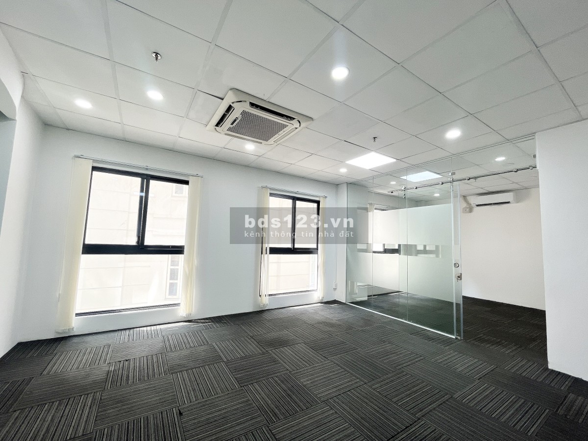 Cho thuê văn phòng giá tốt tại Sài Gòn Pearl BT, 80m2, giá cực tốt LH 0937275660