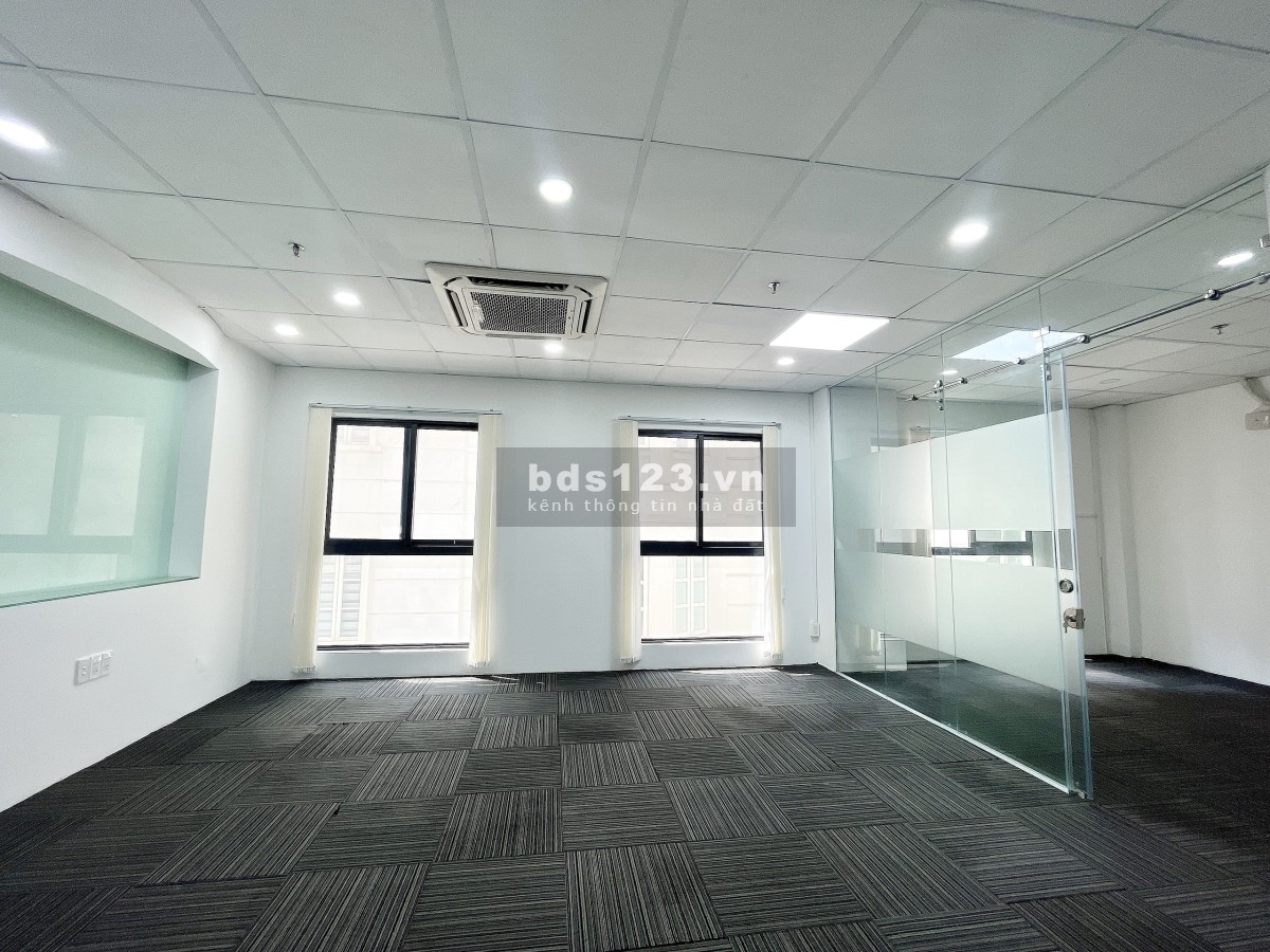 Cho thuê văn phòng giá tốt tại Sài Gòn Pearl BT, 80m2, giá cực tốt LH 0937275660