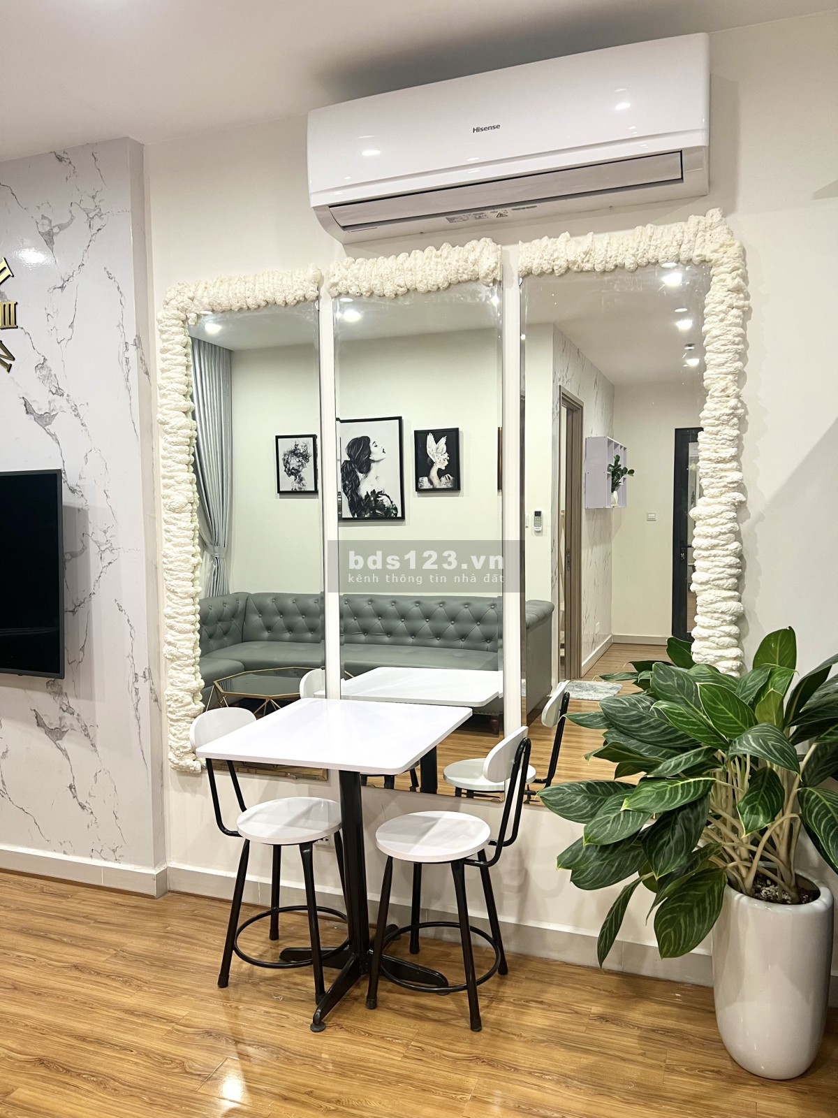 Cho Thuê 2 Ngủ Chỉ 9 Triệu Full đồ VInhomes smart city
