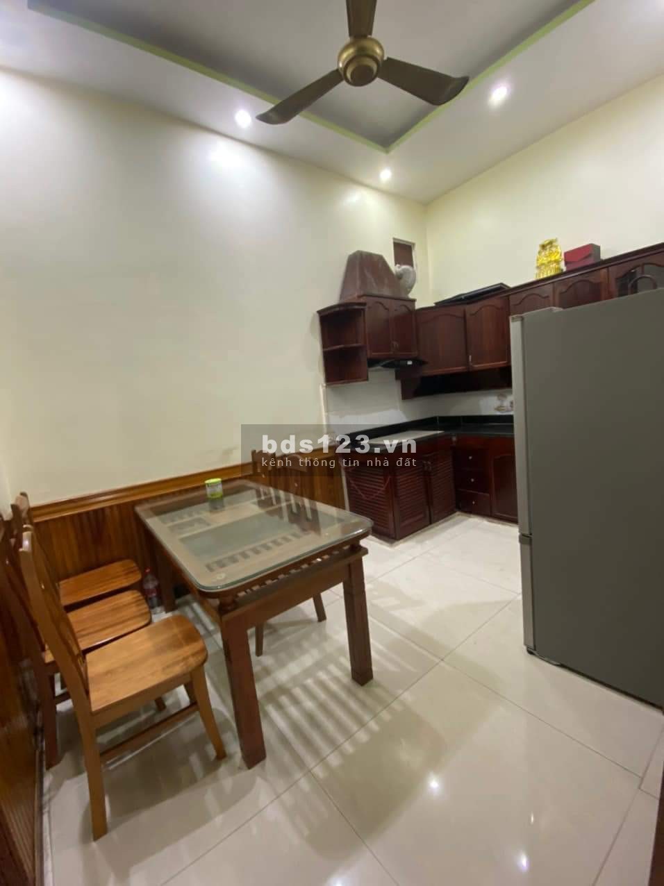 Cho thuê nhà 3 tầng tại Khai Quang, Vĩnh Yên. 8.5 TR/THÁNG.Liên hệ: 0986.454.393 - 0986.797.222
