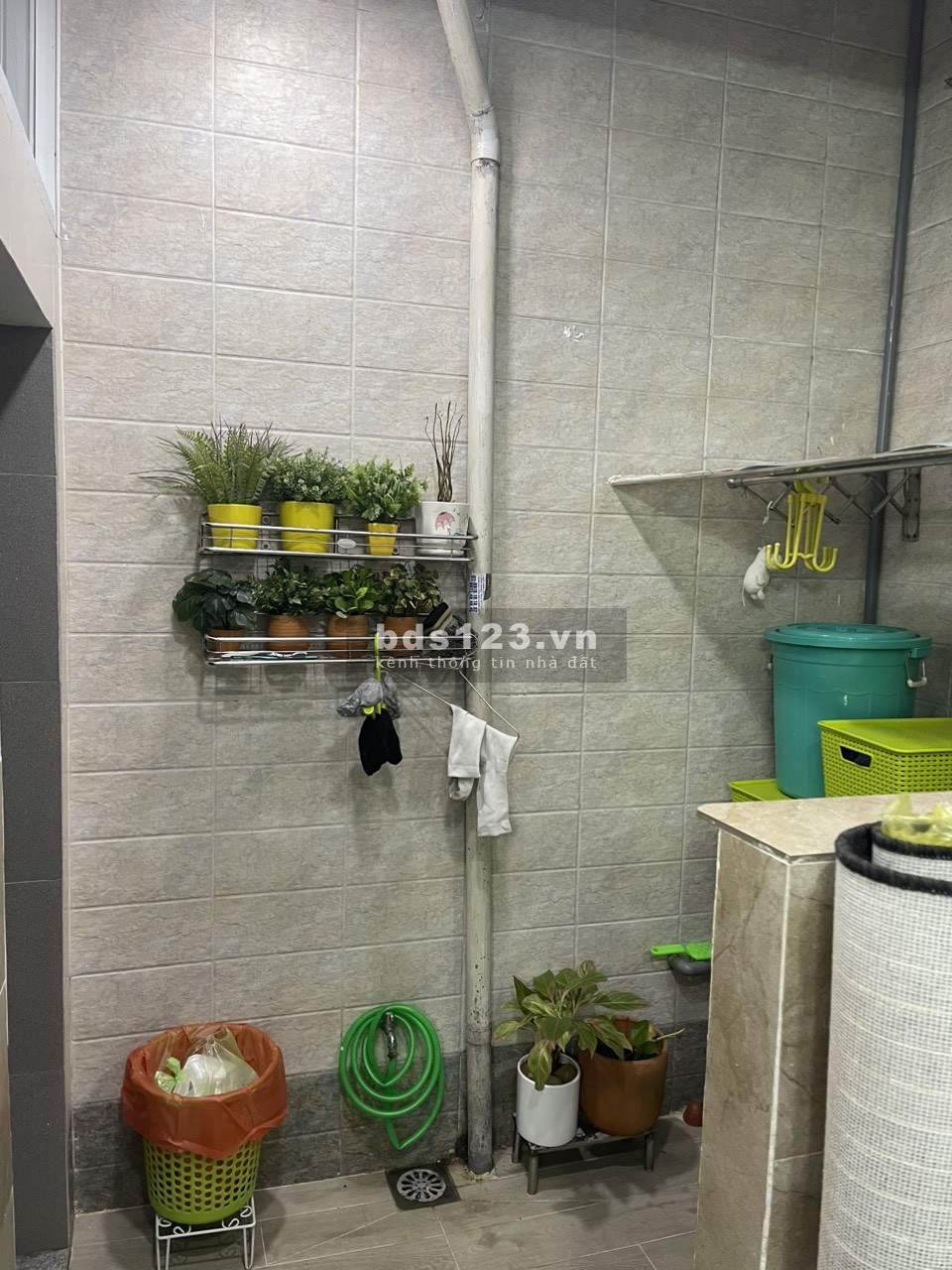 Bán căn hộ tầng trệt 65m2 tiện kinh doanh hẻm 595 CMT8 P15 Q10